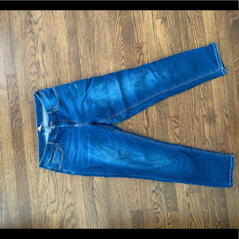 Tommy Bahma boyfriend jeans